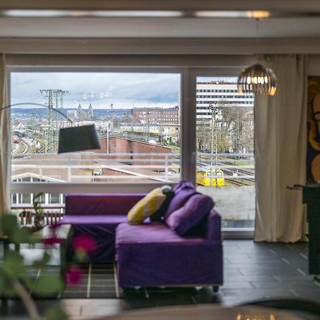 Pop Art Loft Ueber Den Daechern Von Koblenz Coblenza Exterior foto