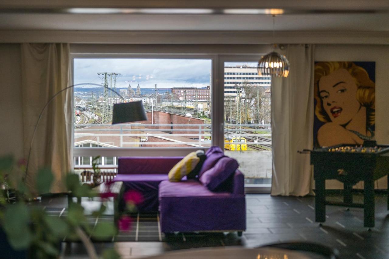 Pop Art Loft Ueber Den Daechern Von Koblenz Coblenza Exterior foto